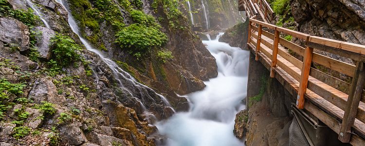 Дагомысские Корыта в Сочи: водопады-каскады, каменные чаши и легенды о древних ритуалах