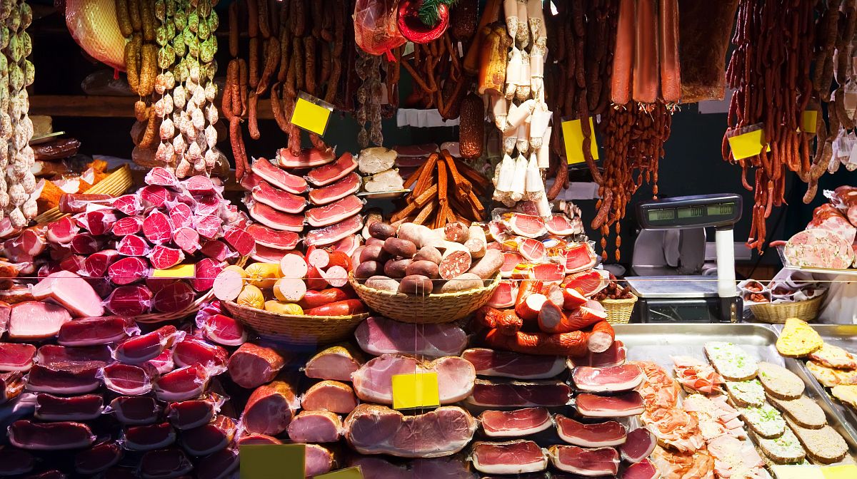Южный вкус: гид по рынкам Сочи и секреты выбора лучших деликатесов — фото 1