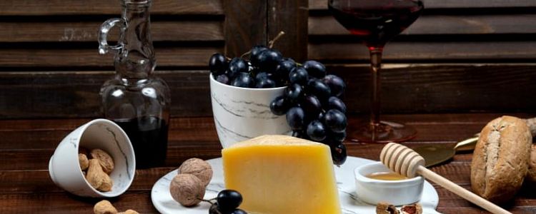 Винные, медовые и сырные дегустации в Сочи: формат отдыха с пользой